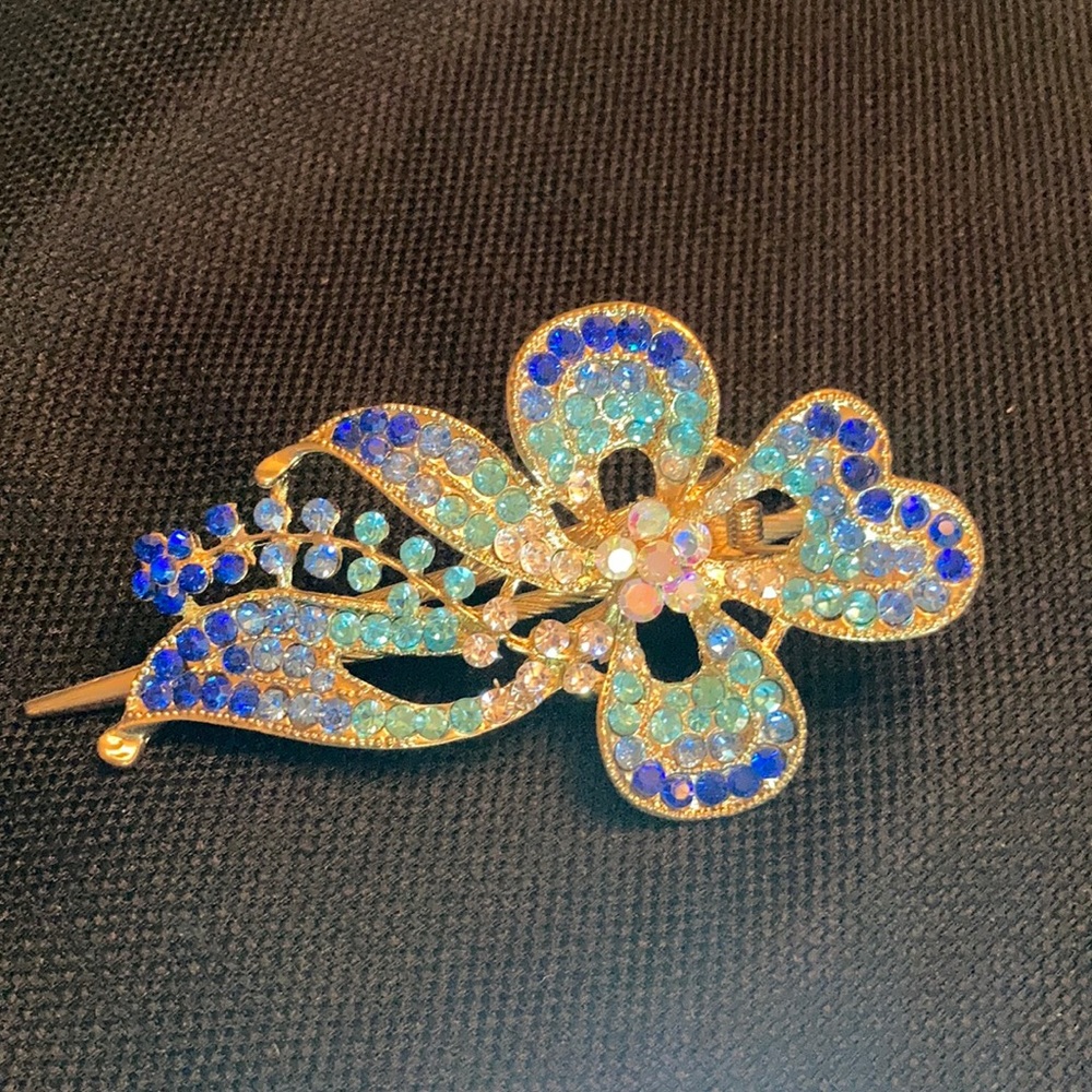 Metal hair clip